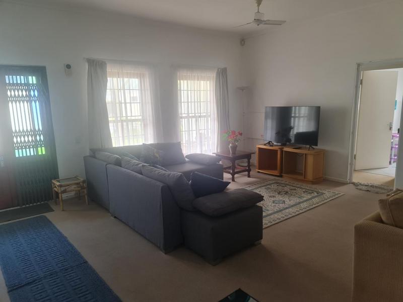 3 Bedroom Property for Sale in Sandbaai Western Cape